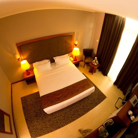 Seascape Hotel Dar es Salaam Eksteriør billede