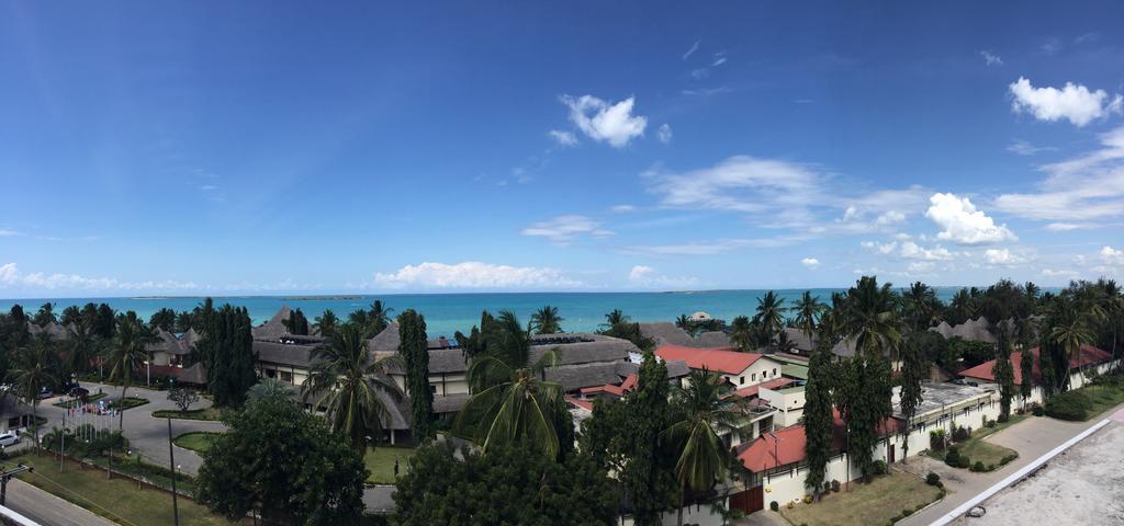 Seascape Hotel Dar es Salaam Eksteriør billede