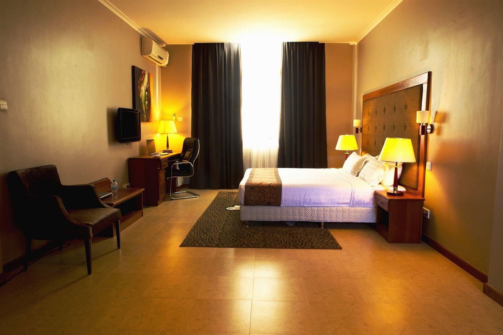Seascape Hotel Dar es Salaam Eksteriør billede