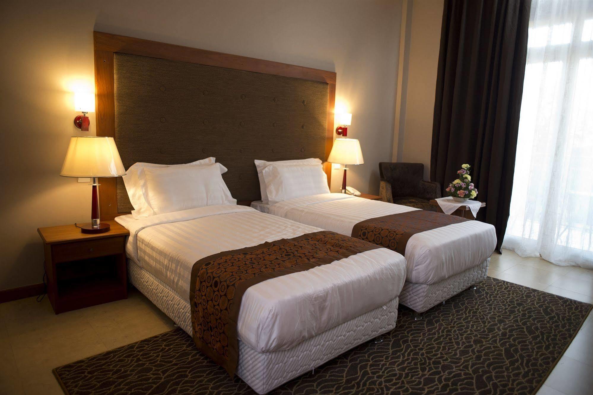Seascape Hotel Dar es Salaam Eksteriør billede