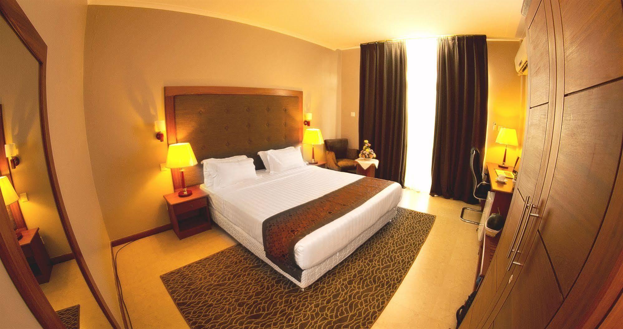 Seascape Hotel Dar es Salaam Eksteriør billede