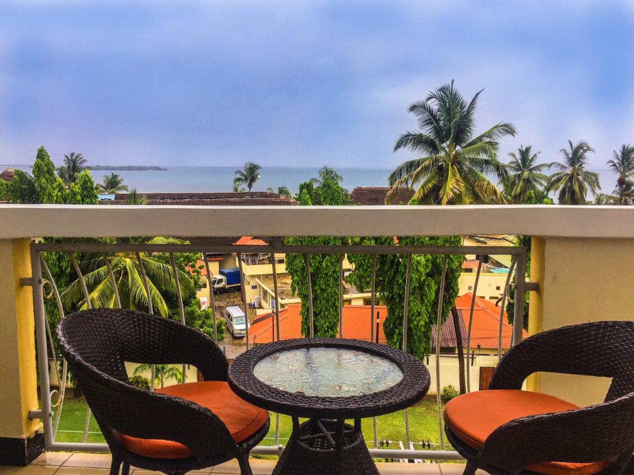 Seascape Hotel Dar es Salaam Eksteriør billede